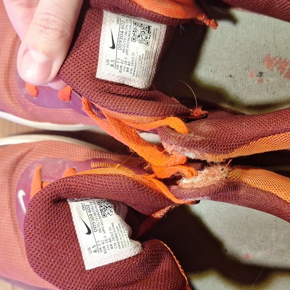 Mens red Nike basketball shoes size 8.5 - Picture 5 of 5